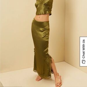 Beverly & Beck La Vita Lace Trim Maxi Skirt